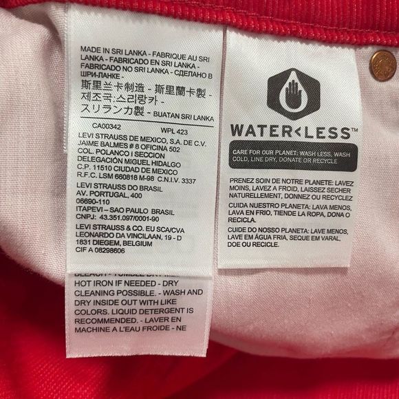 Levi’s Premium Women’s Red Corduroy White Tab Straight Mini Skirt Size 29 - Picture 12 of 13